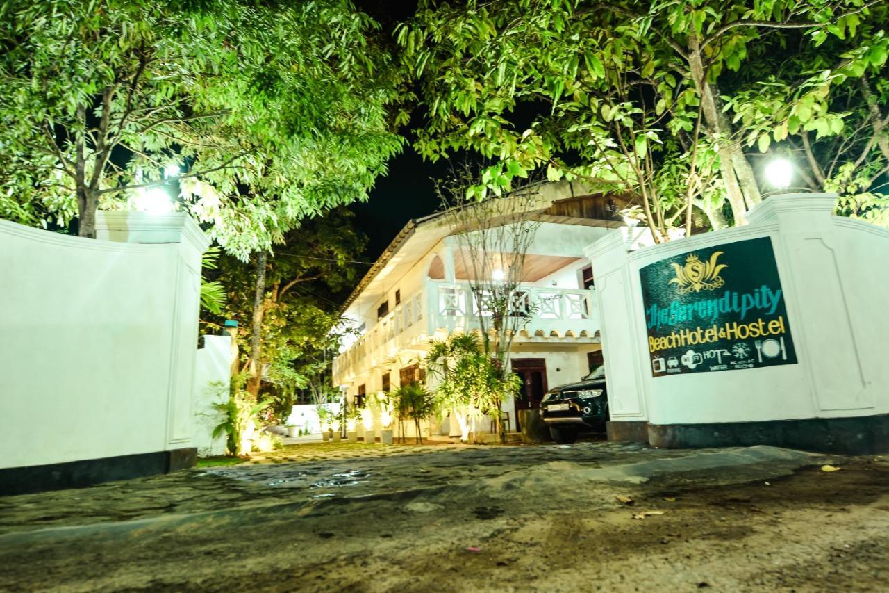 Serendipity Beach Unawatuna Esterno foto